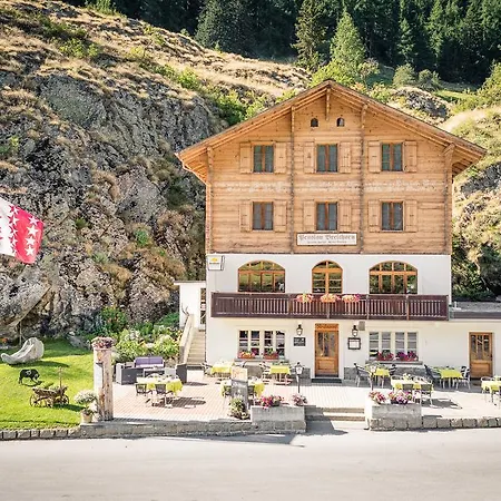 Breithorn Hotell *