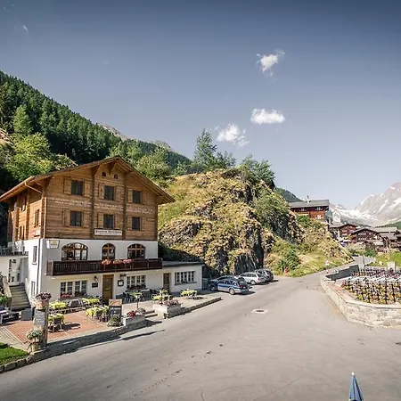Breithorn Hotell *